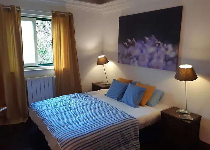 בית אירוח At סינטרה